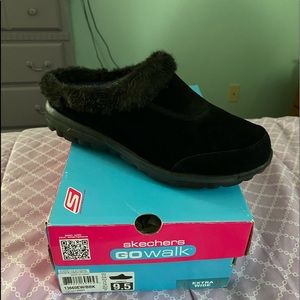 Sketchers slip-on size 9.5 WIDES